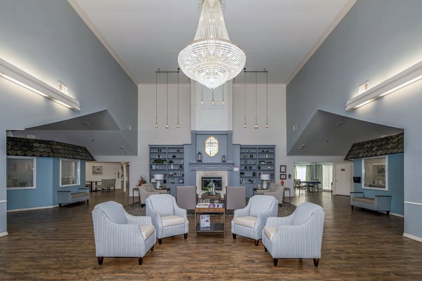 Willowood_at_Mustang_Senior_Living_Foyer